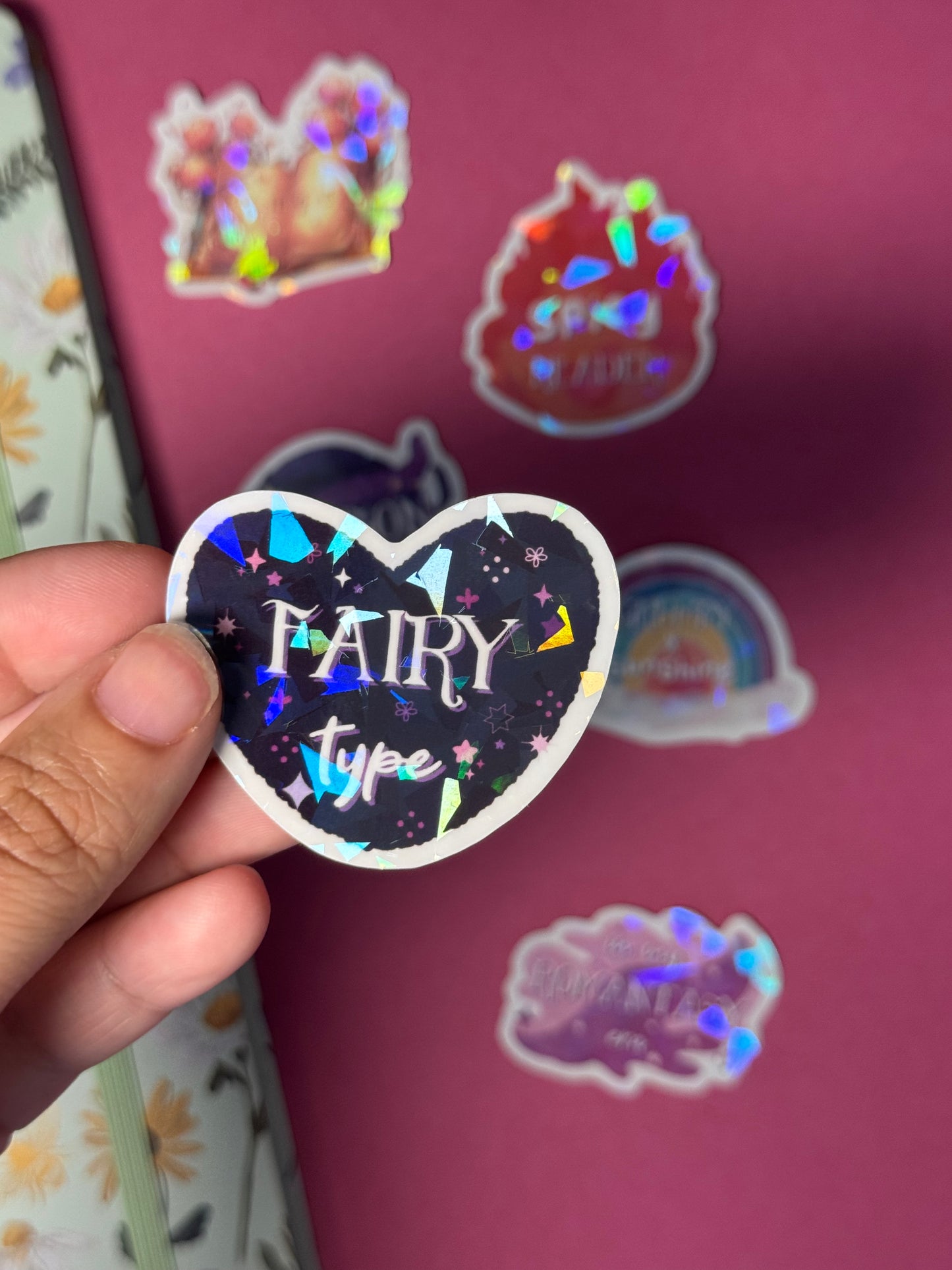 Booklovers 1 - STICKER M holo prisma (6 modèles)